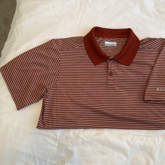 Columbia Men’s Polo - Picture 2 of 3